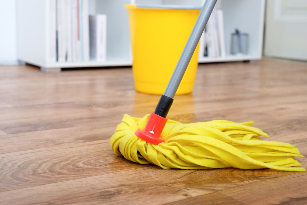 Πώς να καθαρίσετε το laminate σας