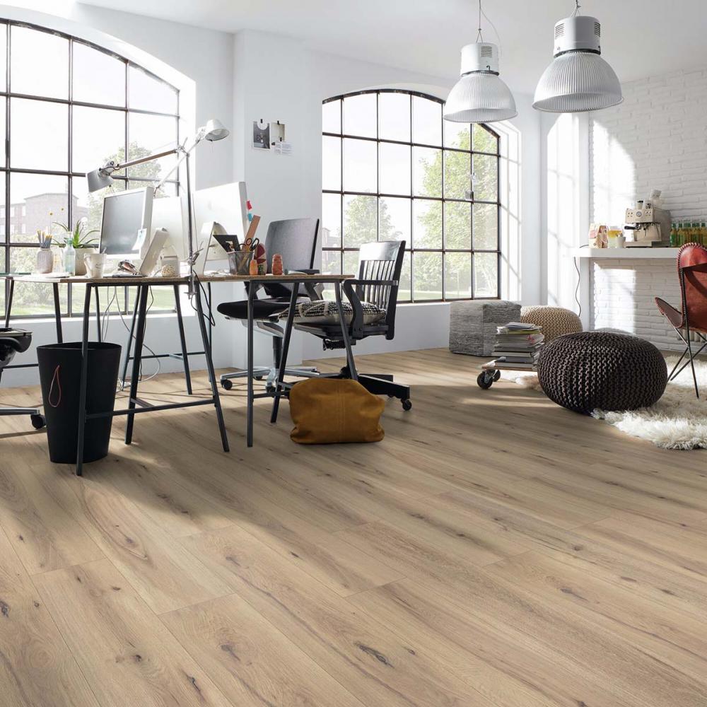 Laminate Robusto D80032 12mm AC5 / CL.33 V4